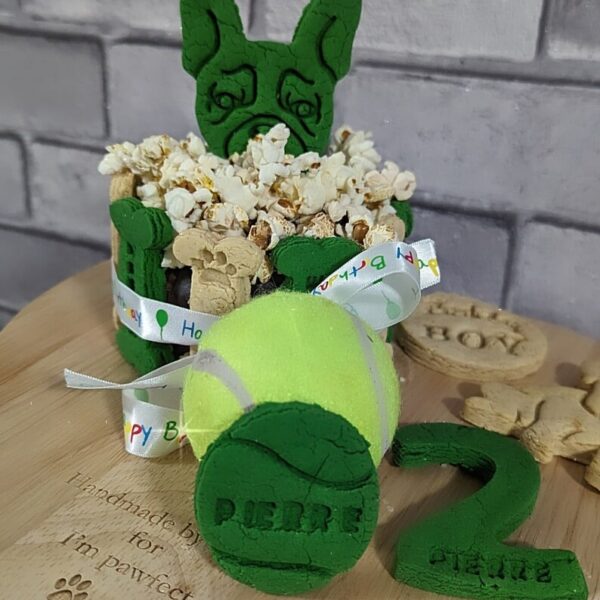 Dog birthday cake / tennis ball cake Ball is Life - Image 5